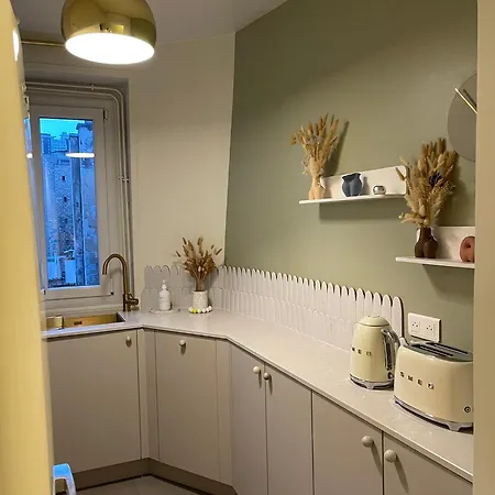 Vue Tour Eiffel Charme Parisien, 2 Confort Apartament Paryż