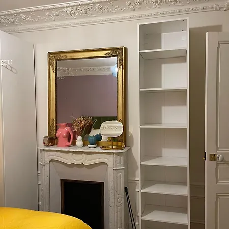 Vue Tour Eiffel Charme Parisien, 2 Confort Apartament *